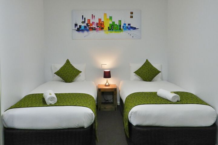 Room 7 of 42