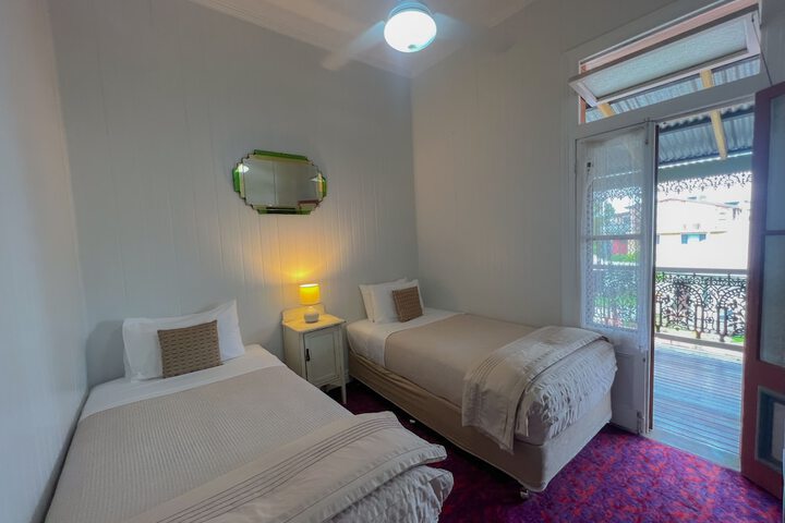 Room 8 of 29
