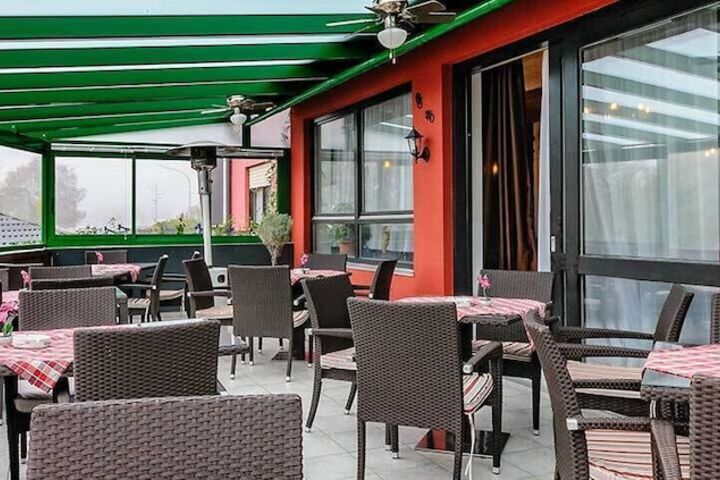 Terrace/Patio 49 of 52