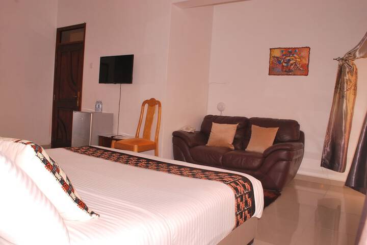 Room 82 of 182