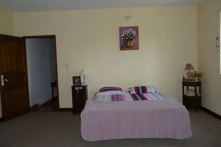Room 5 of 14