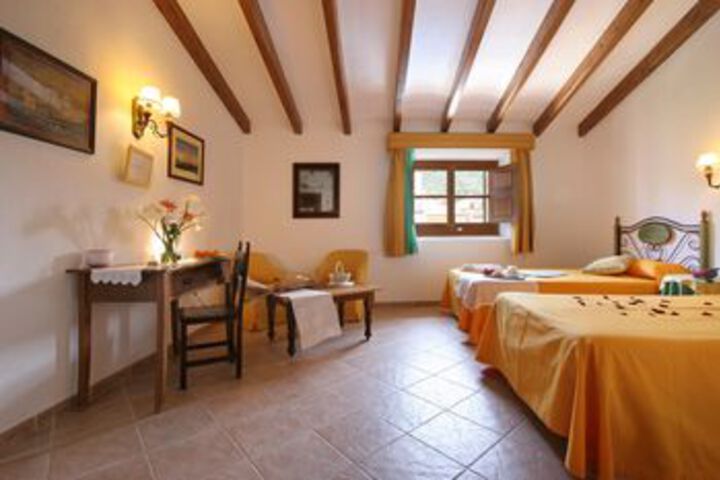 Room 8 of 22