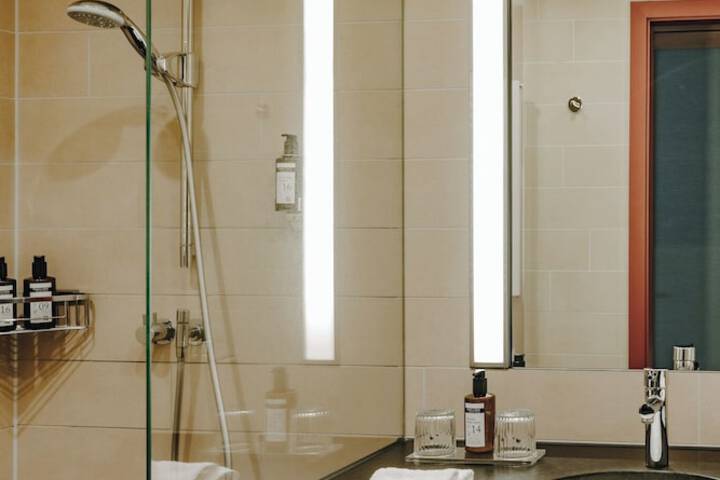 Clean Restrooms