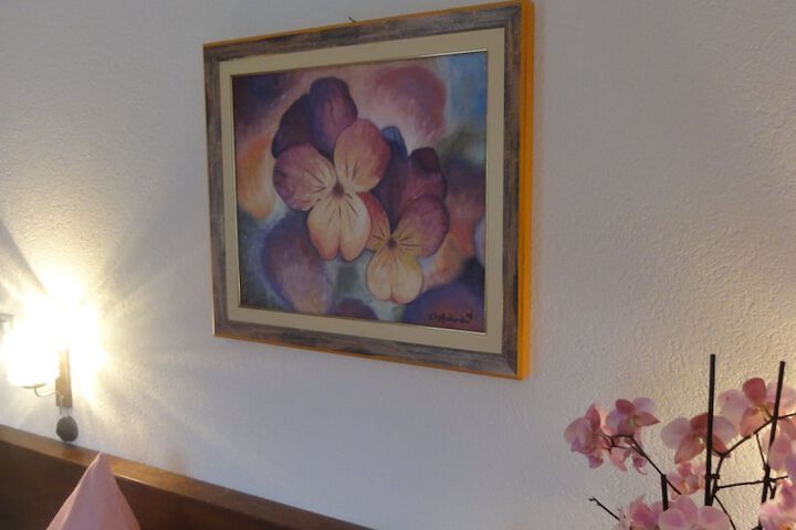 Room 6 of 48