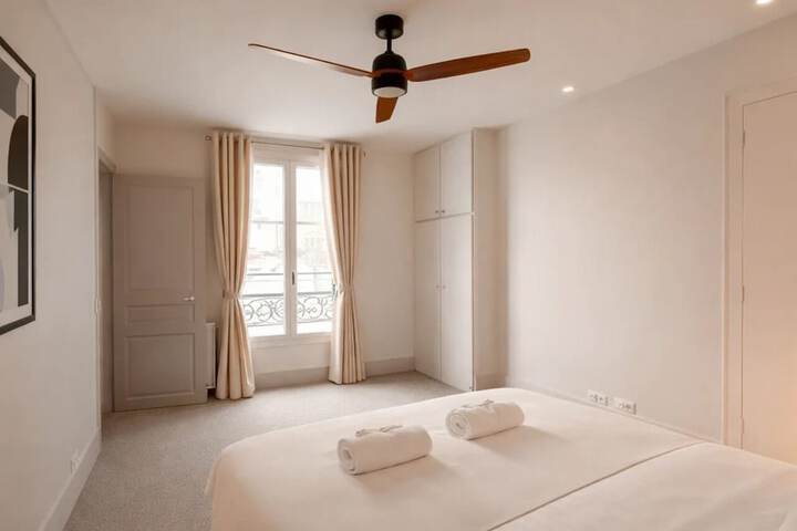 Room 7 of 49