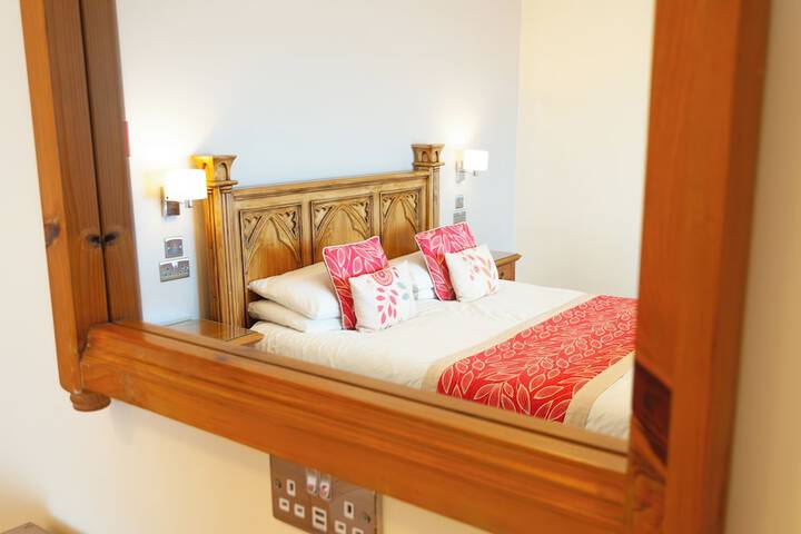Room 46 of 177