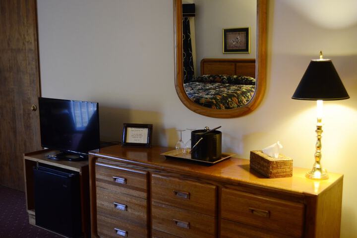 Deluxe 2 Queen Beds (6 of 20)