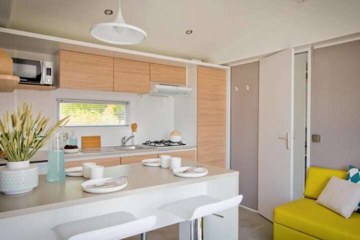 Room 9 of 20