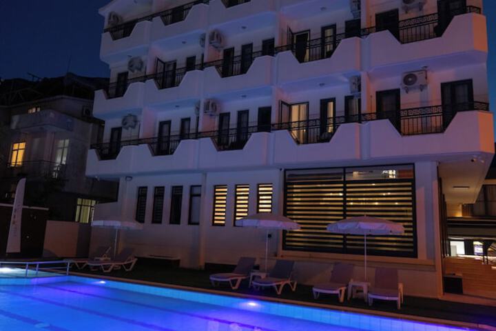 Hotel 47 of 52