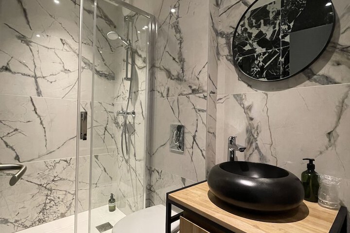 Room 43 of 55