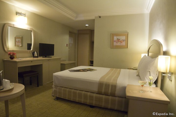 Room 6 of 44