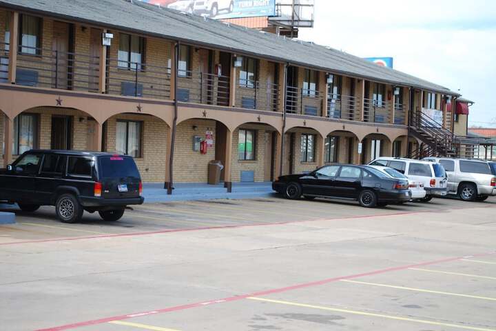 Property Grounds 22 of 37