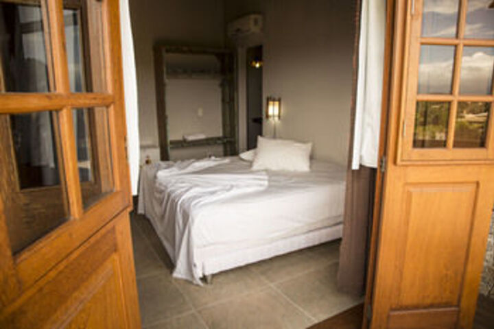 Room 18 of 31