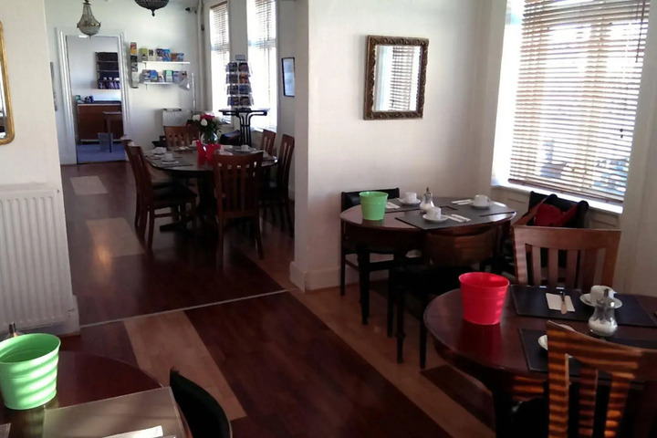 Photo 18