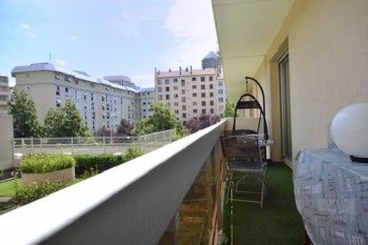 Terrace/Patio 2 of 15