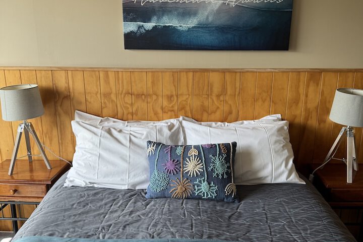 Room 2 of 32