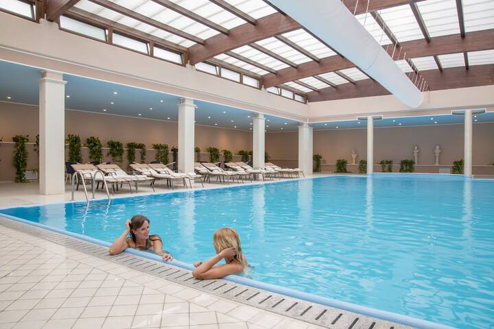 Pool 48 of 94