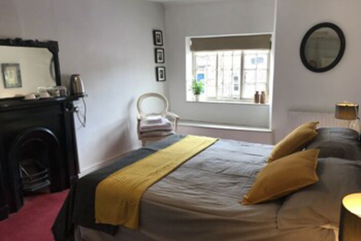 Room 40 of 42