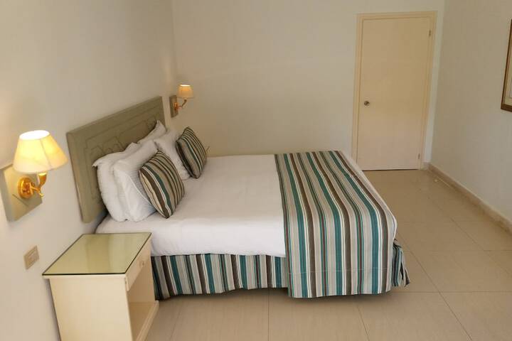 Room 8 of 53