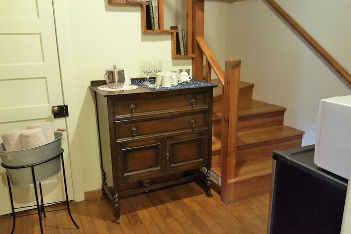 Room 8 of 68