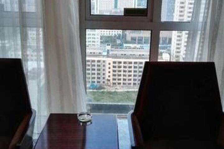 Room 53 of 98