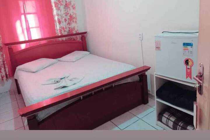 Room 6 of 18