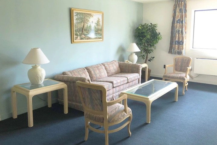 Room 3 of 17