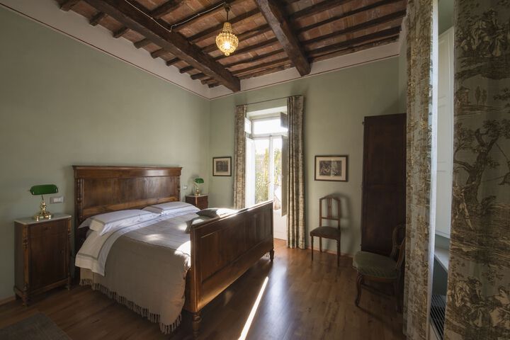 Room 6 of 41