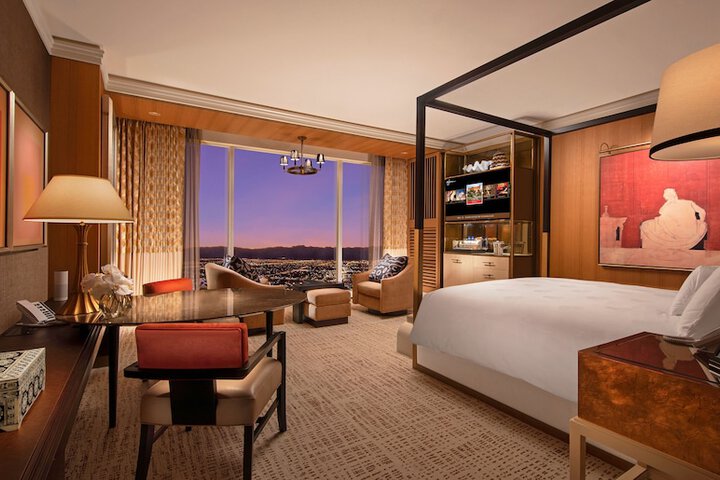 Room 13 of 65