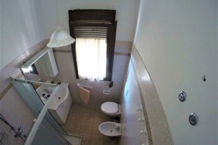Room 2 of 52