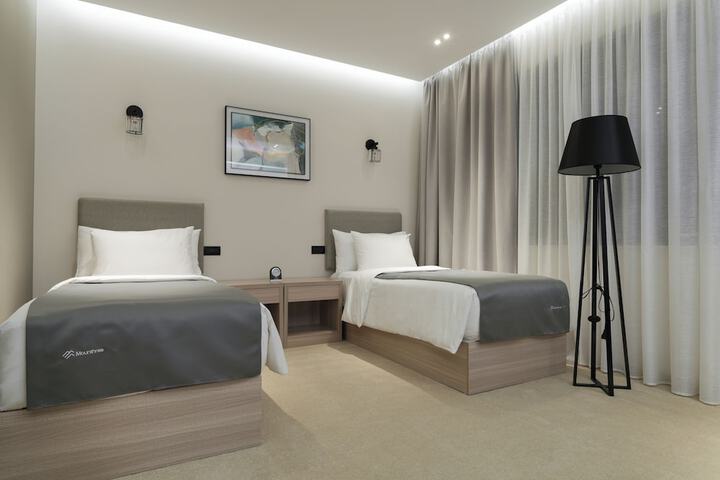 Room 27 of 130