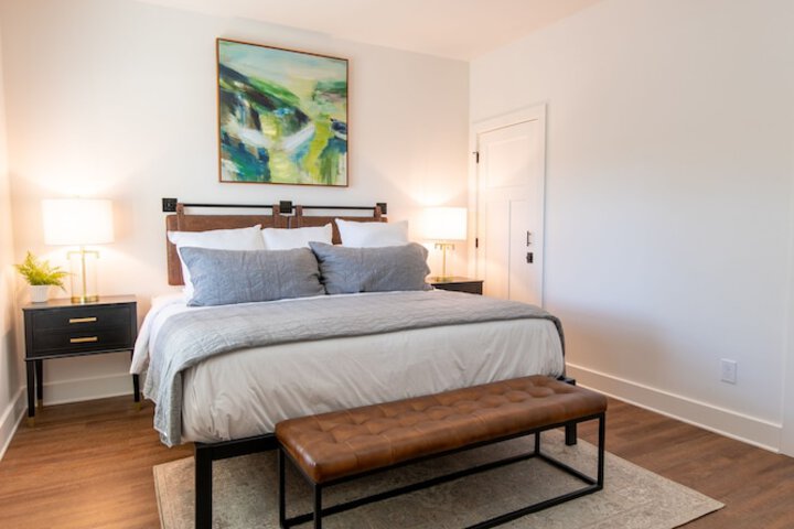 Room 2 of 80