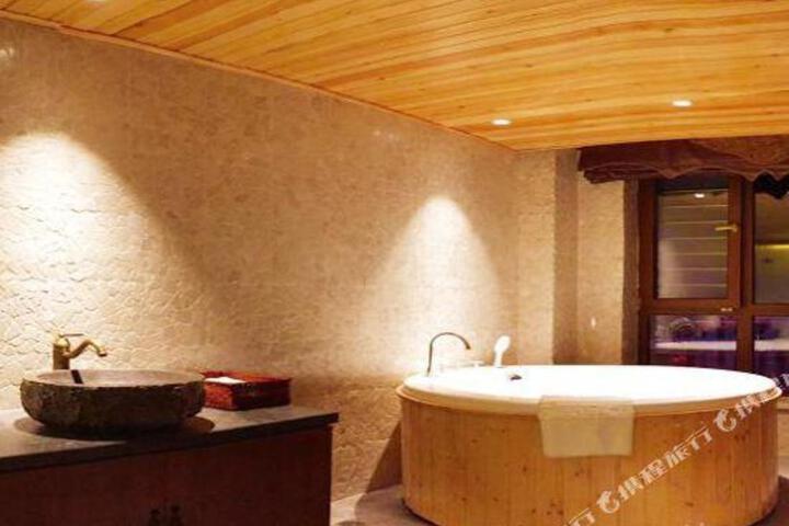 Aiju Boutique Hotel (Dashiqiao Railway Station)