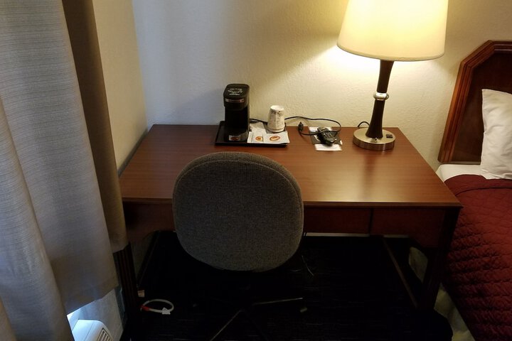 Breakfast/Coffee Service 47 of 60