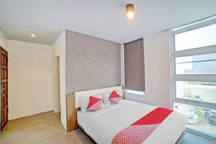 Room 12 of 31
