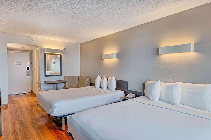 Room 15 of 45