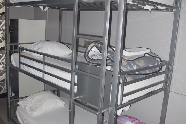 Room 8 of 49