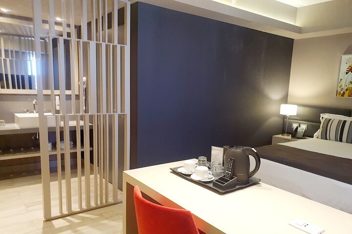 Room 51 of 84