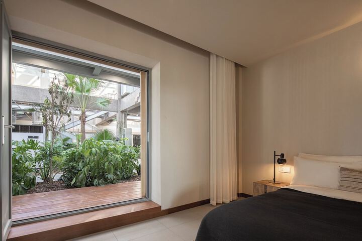 Room 12 of 79