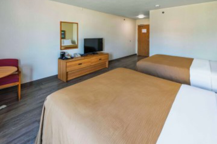 Room 29 of 76