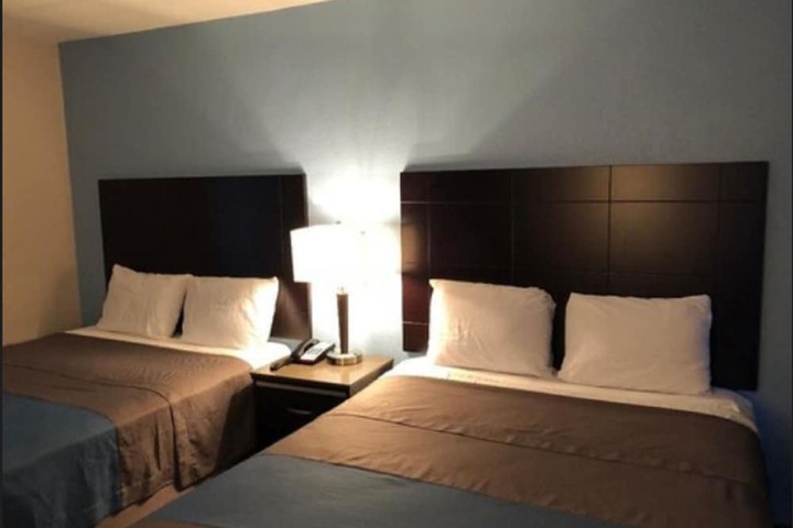Room 15 of 27