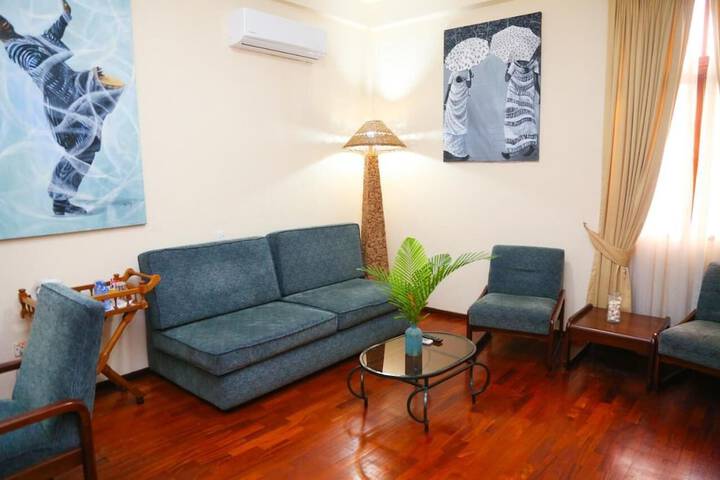 Room 27 of 70