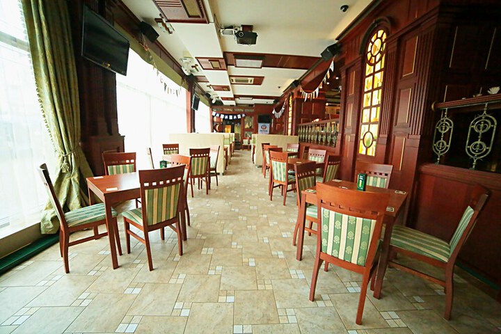 Dining 33 of 33