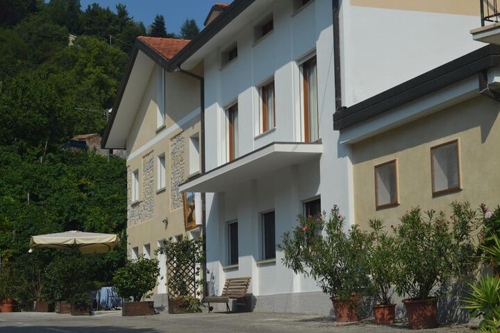 Hotel 43 of 49