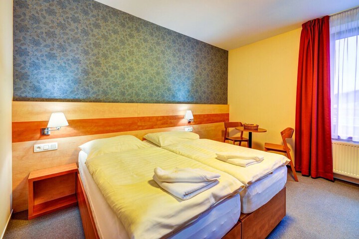 Room 14 of 70