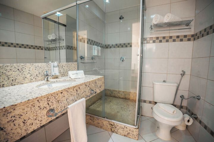 Clean Restrooms