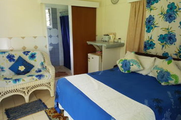 Room 13 of 20