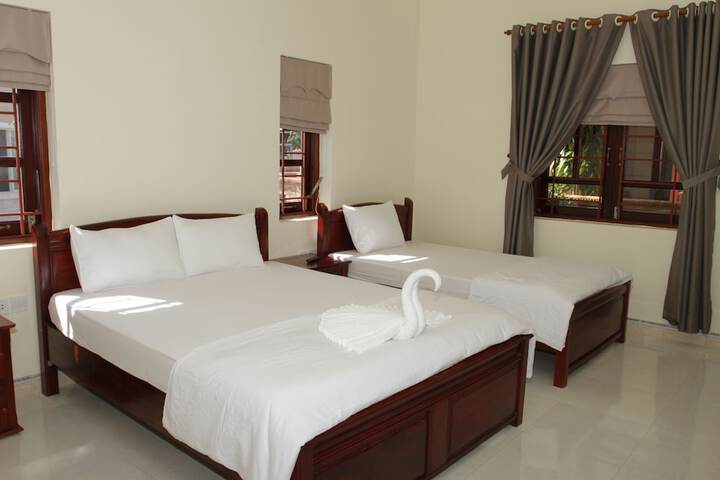 Room 14 of 32
