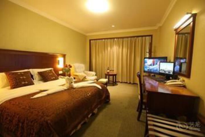 Room 8 of 31