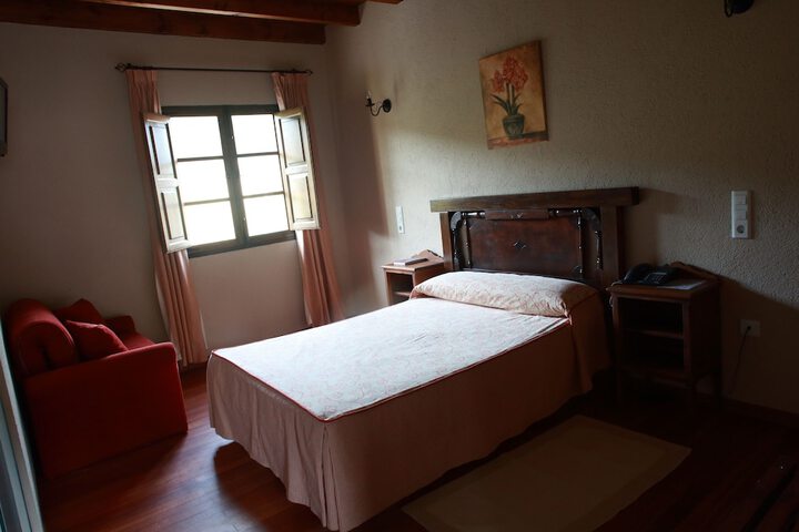 Room 5 of 64